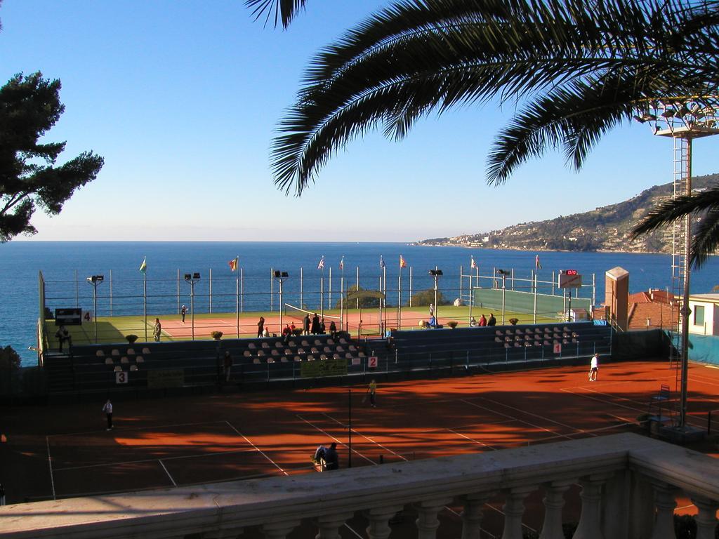 Villa Emma Ospedaletti Buitenkant foto